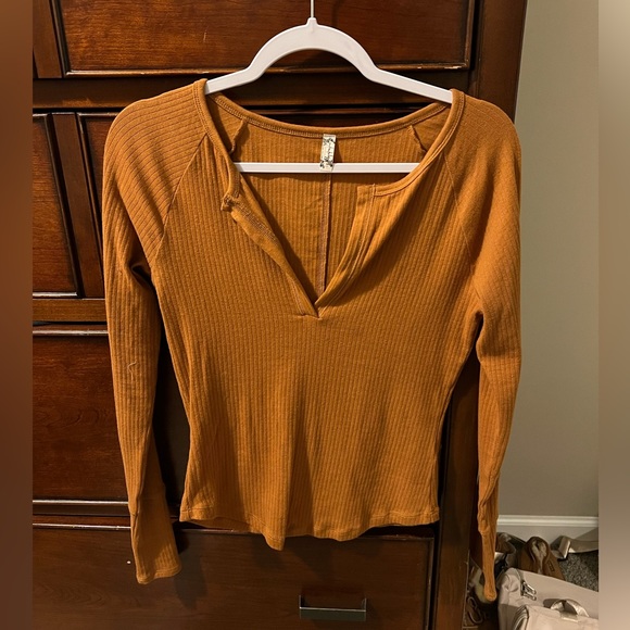 Free People Longe Sleeve Top - Large - Picture 1 of 3